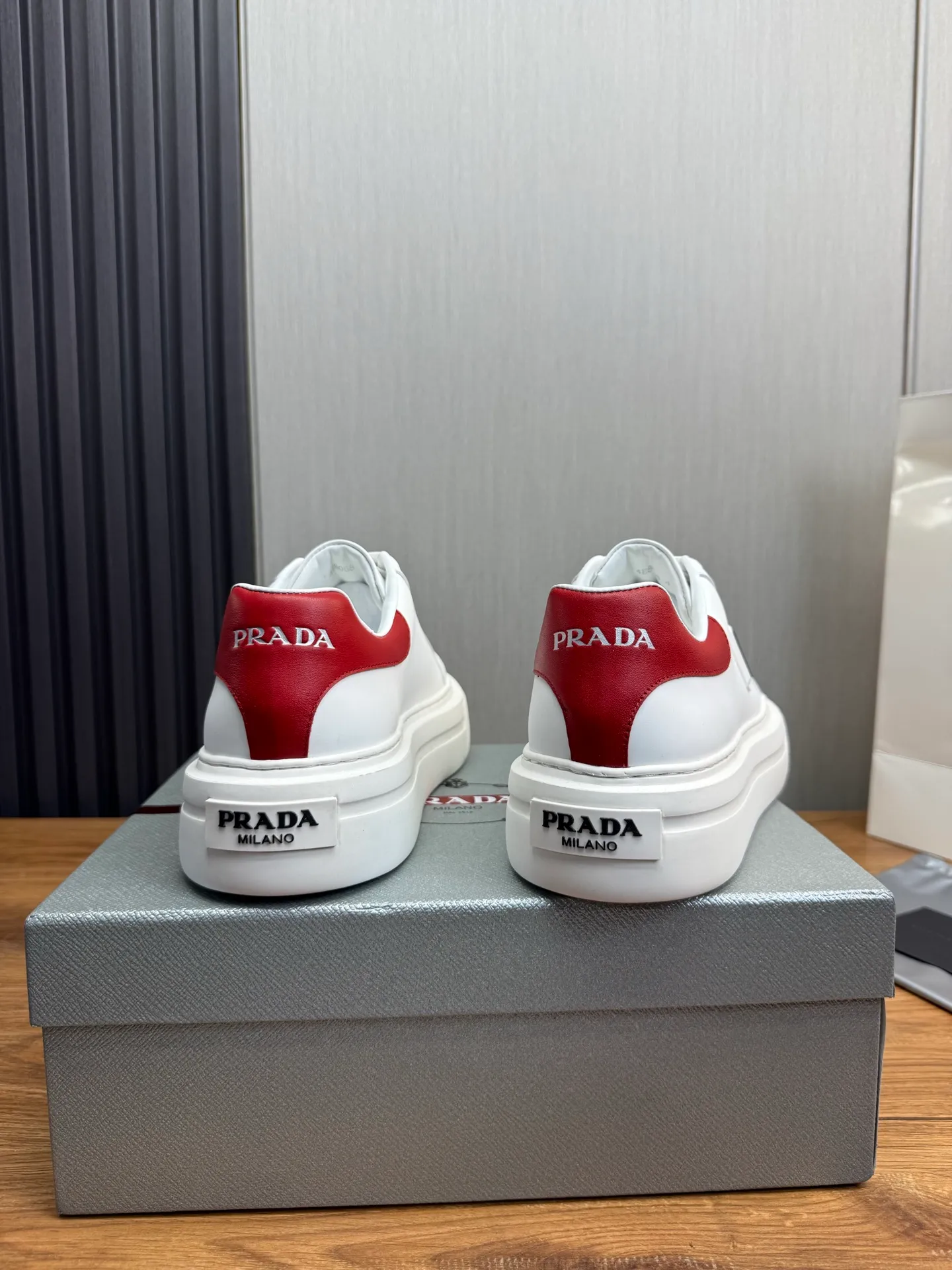 Men's shoes 💰560💰 [PRADA] Men's shoes are popular in the counter, official website is synchronized, 1 high-quality shipment ✔️Original cowhide upper + cowhide lining, 1🆚1 replica, original sole, 38-45 (45 customized, non-refundable)